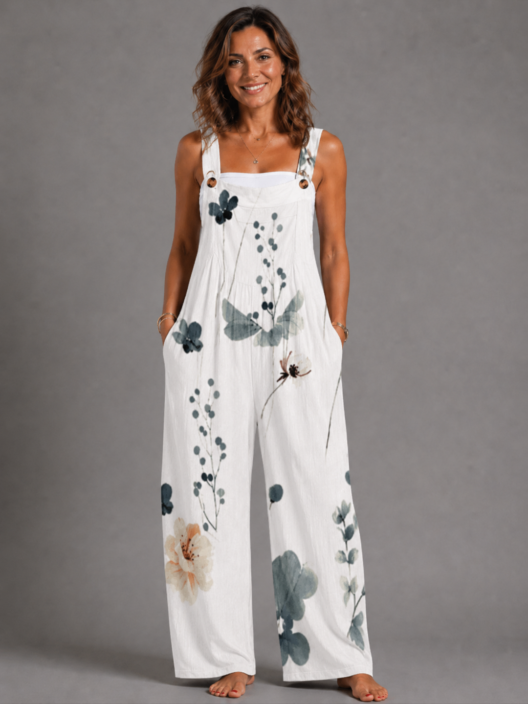 Niamh - Elegant oversized monochrome floral