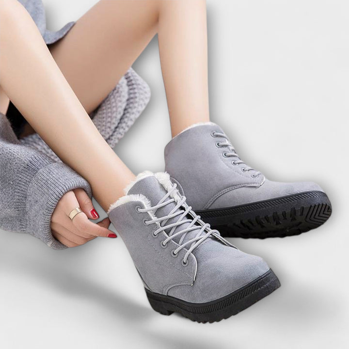Helga - Warme Schnür-Winterstiefel
