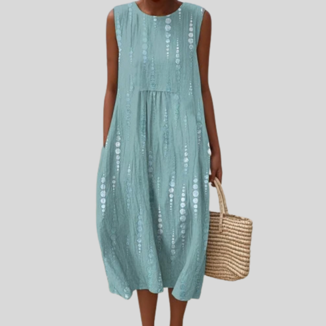 Mintgrünes Leinenkleid mit Lochmuster