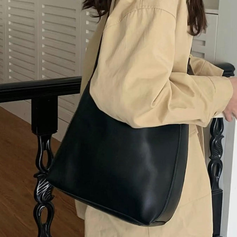 Pamela™ | Elegant Faux Leather Handbag
