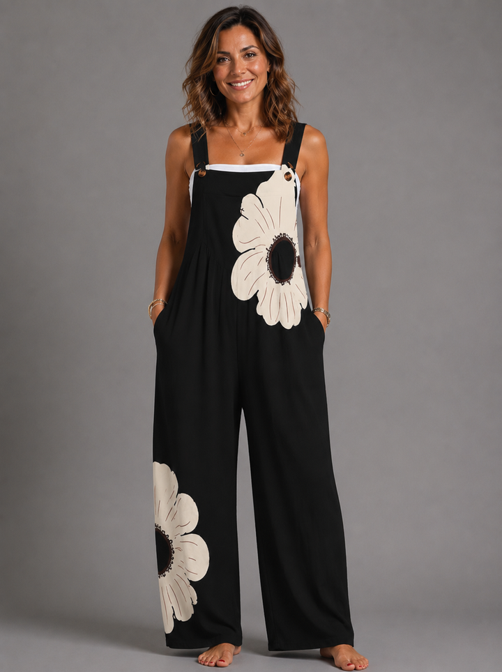 Niamh - Elegant oversized monochrome floral