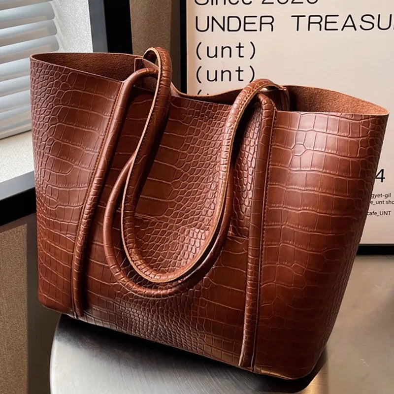 Jennifer™ | Elegant Vegan Leather Shoulder Bag