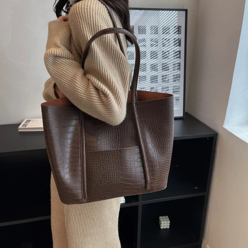 Jennifer™ | Elegant Vegan Leather Shoulder Bag