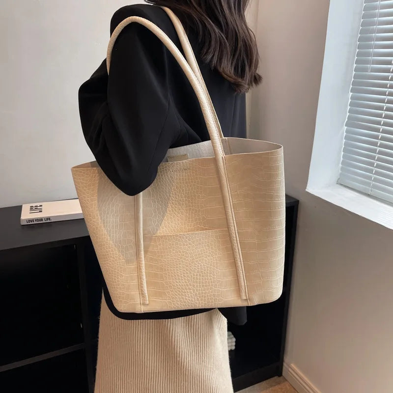 Jennifer™ | Elegant Vegan Leather Shoulder Bag