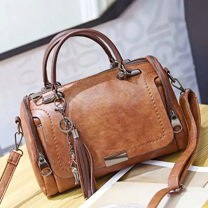 Julia™ | Bag made from structured Vegan Leather