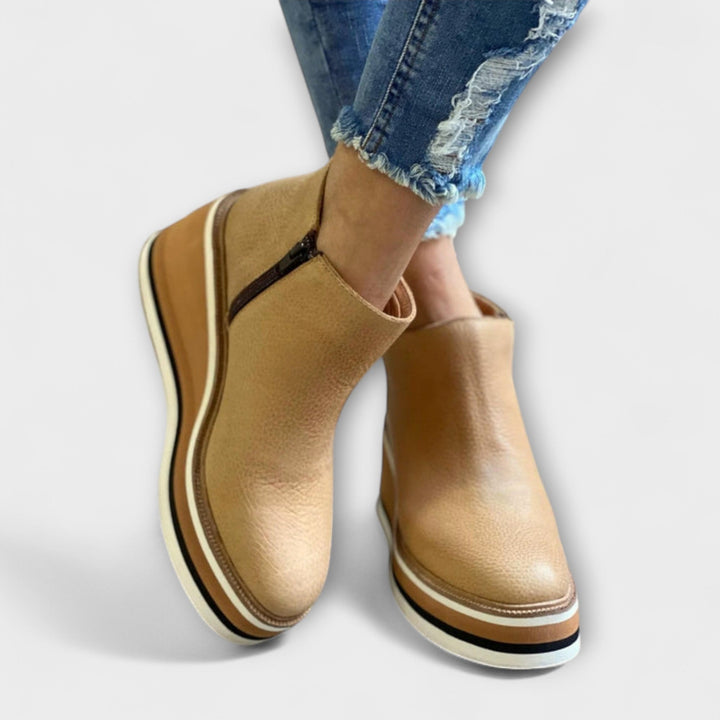 Aoibhcraig - Comfort Roundup Boots