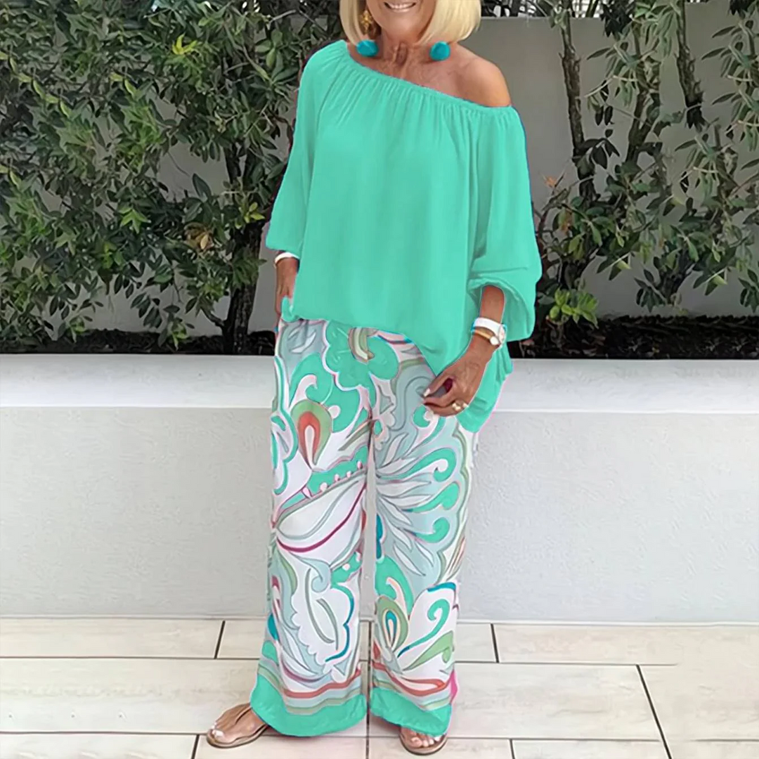 Yesenia - Blaues Set mit Off-Shoulder-Top